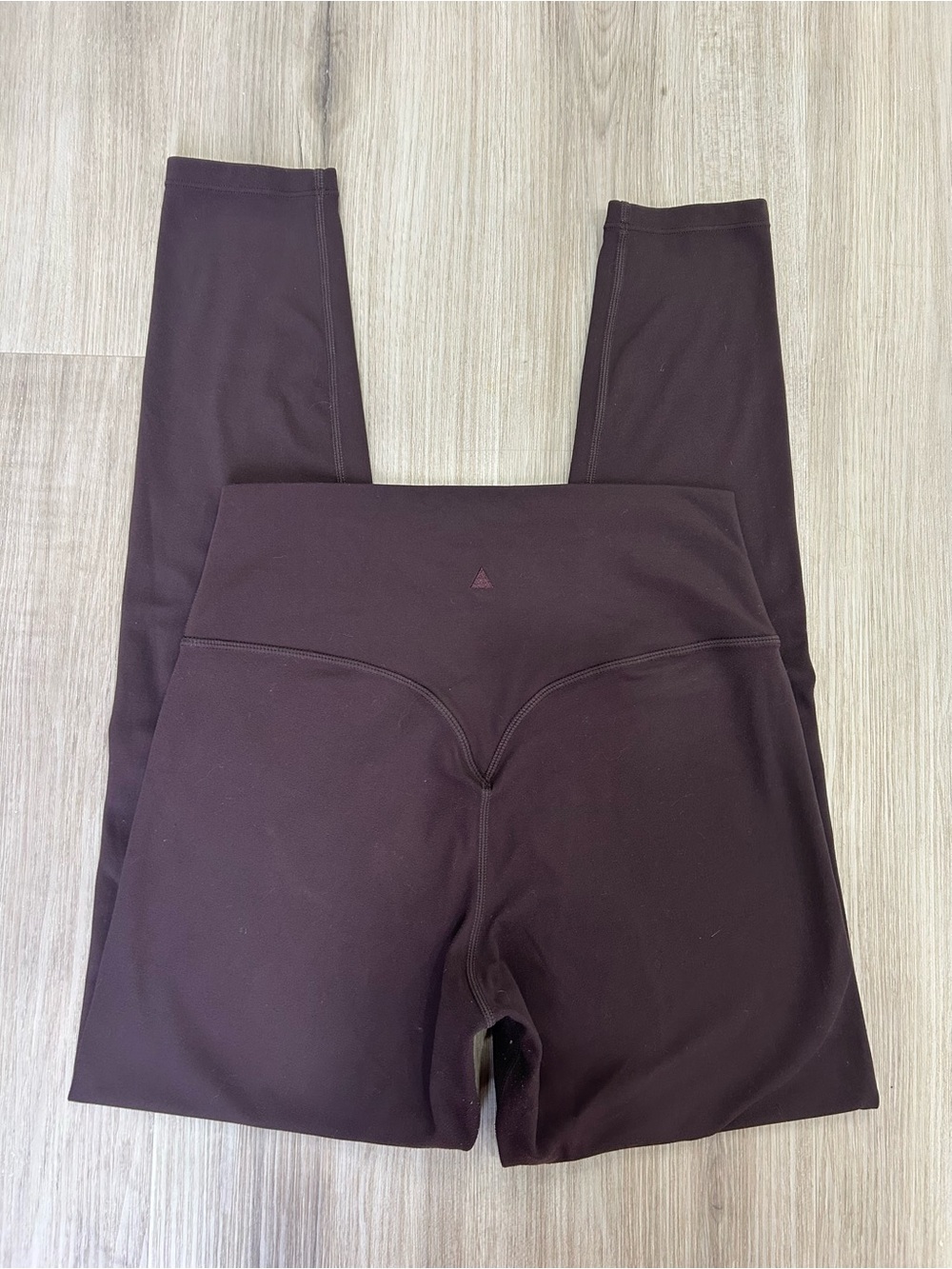 Vitality Brown V-Waist Contour Leggings Medium M 7/8 Length Soft Activewear